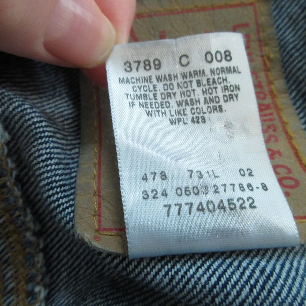 Vintage Levi's Women's Trucker Jacket Size M Weekend - Picture 8 of 8